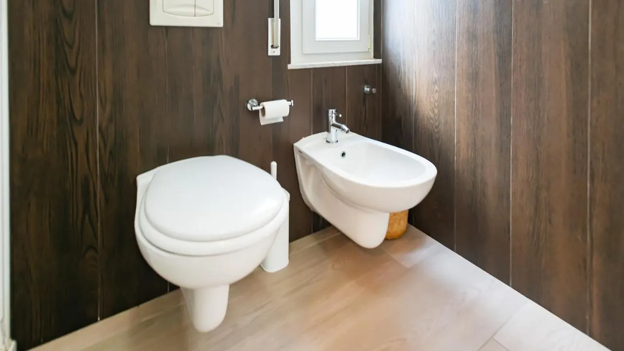 Lucienne Apartment Alghero 0*,